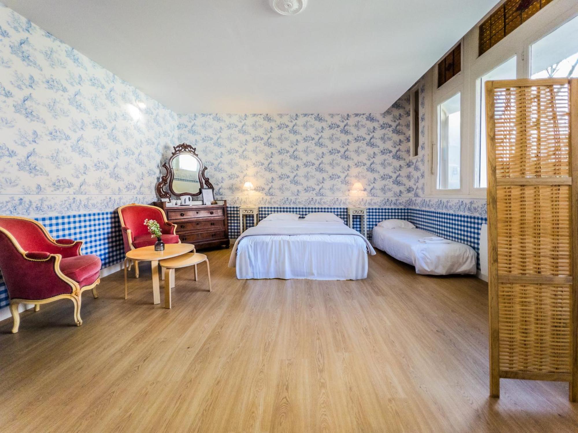 Armentières Hotel Joly מראה חיצוני תמונה
