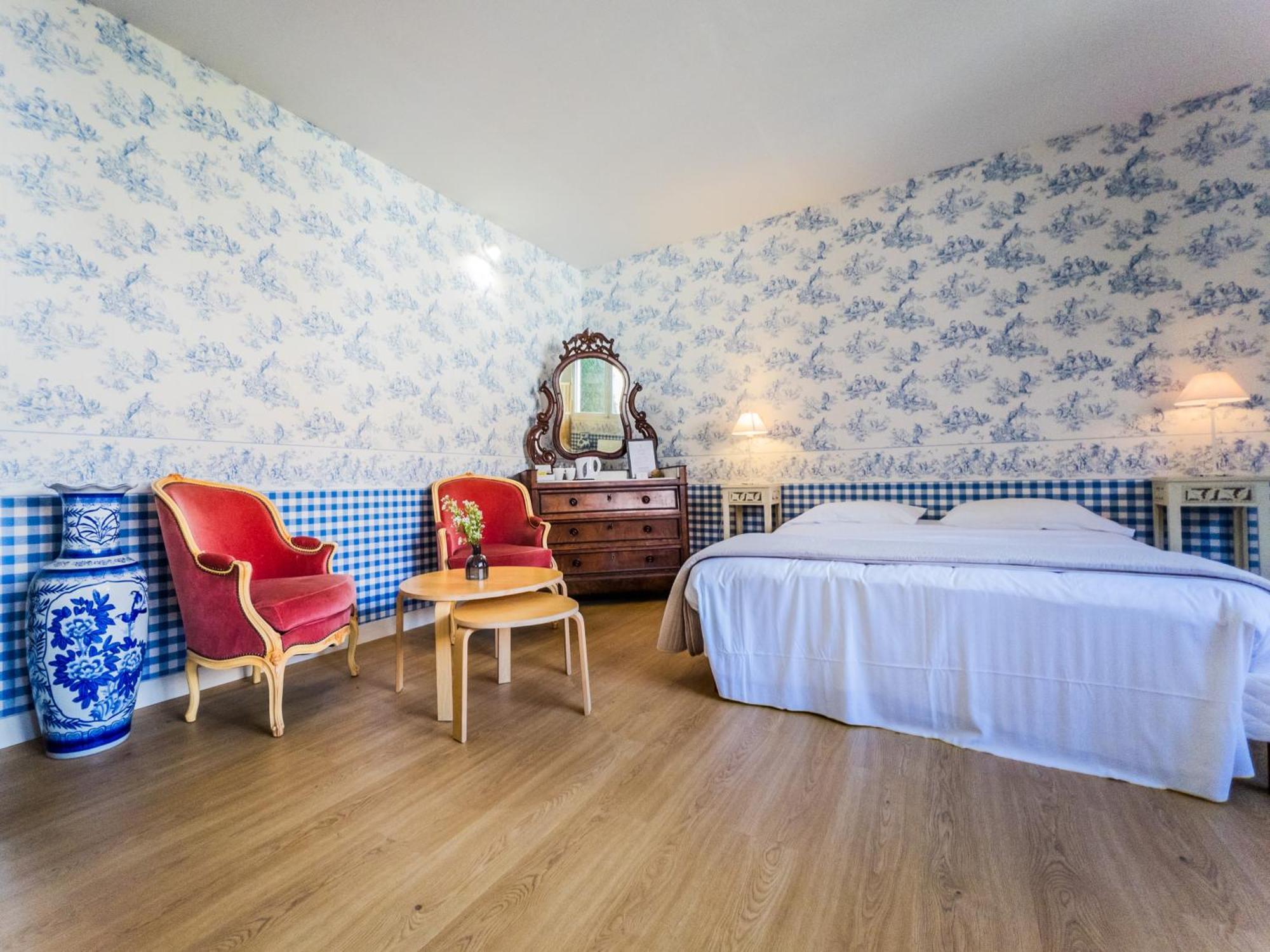 Armentières Hotel Joly מראה חיצוני תמונה